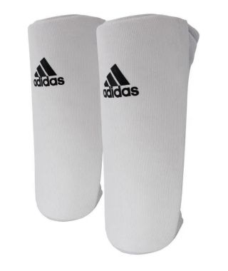 Kvalitní chrániče holení od značky Adidas. Jsou vhodné například na MMA a jiné bojové sporty.